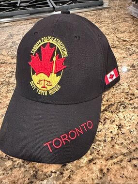 Toronto Police Association Embroidered Black Baseball Cap w red gold Canada flag